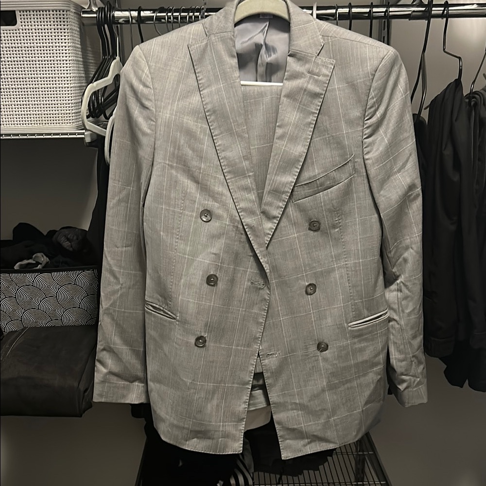 Men's Gray Double-Breasted Blazer